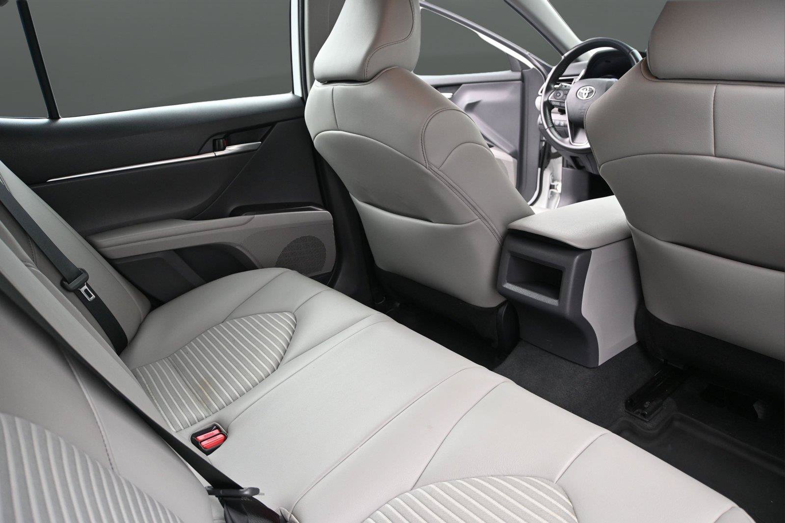 Used 2023 Toyota Camry SE FWD image 22