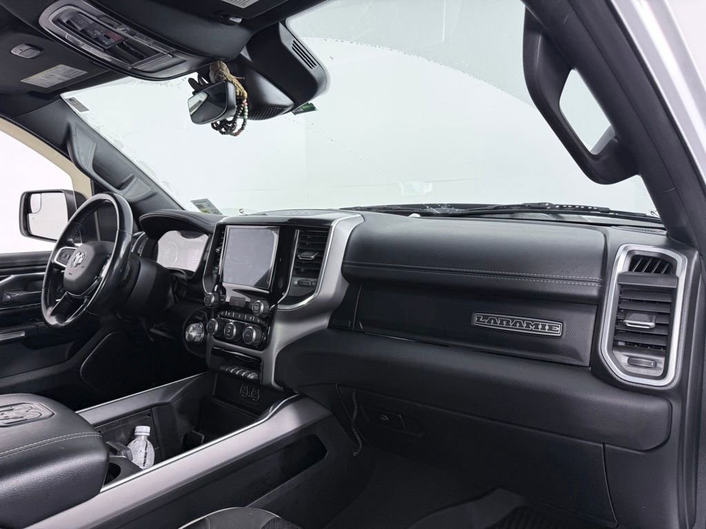 Used 2022 RAM 1500 Laramie w/ Sport Appearance Package image 25