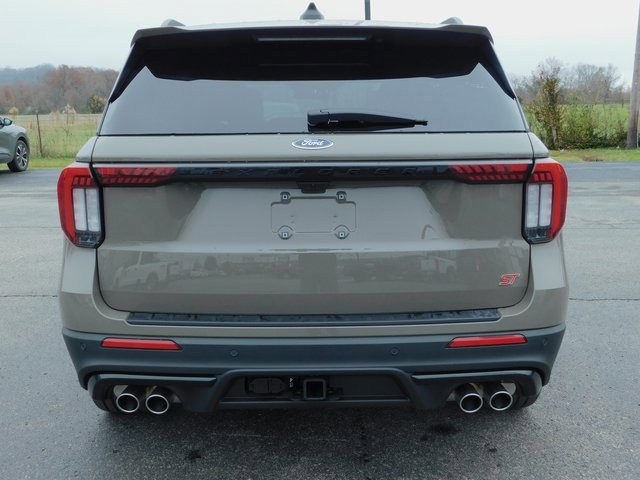 New 2026 Ford Explorer ST w/ Sun And Sound Package image 8
