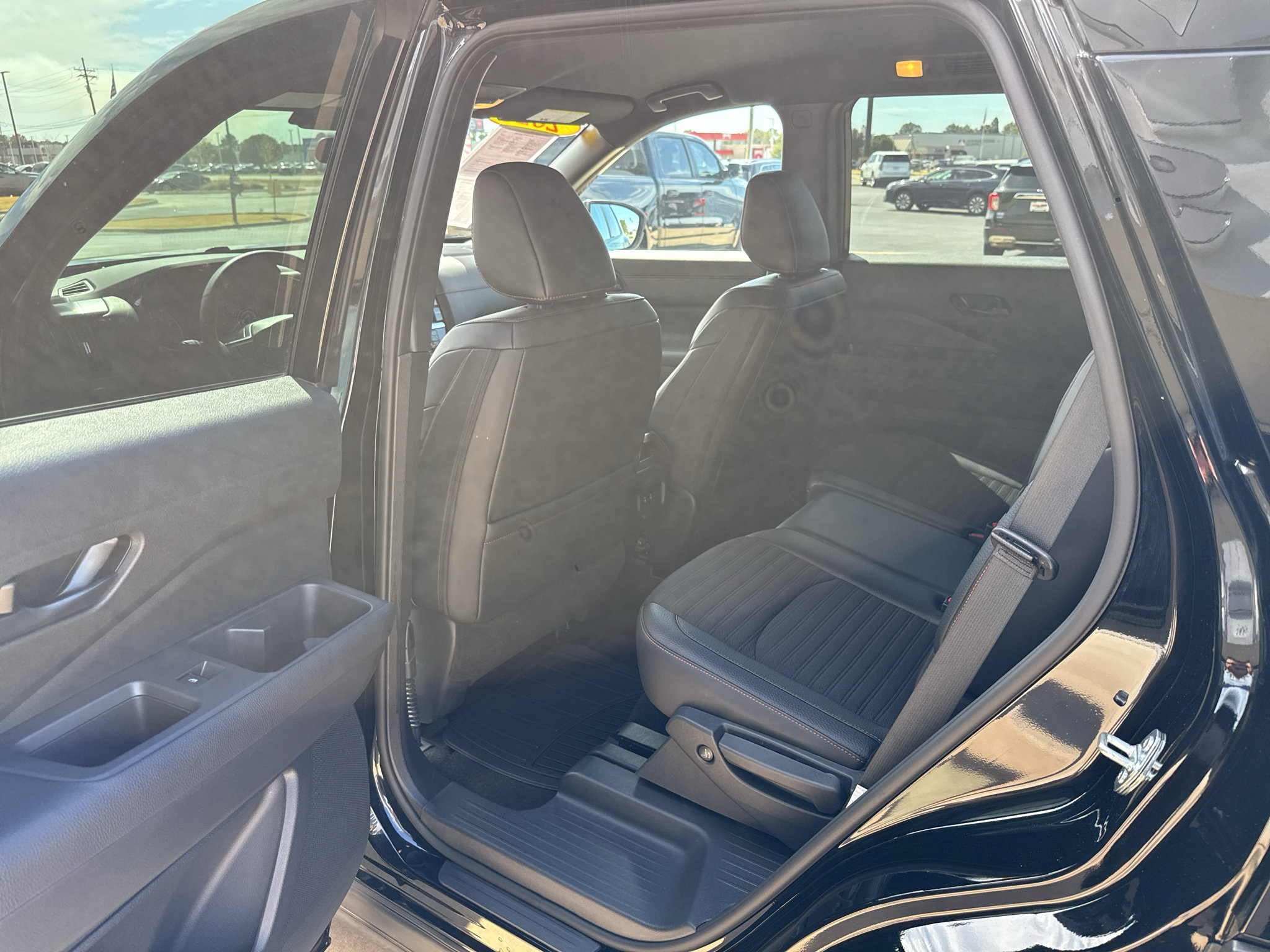 Used 2026 Nissan Pathfinder Rock Creek AWD/4WD image 16