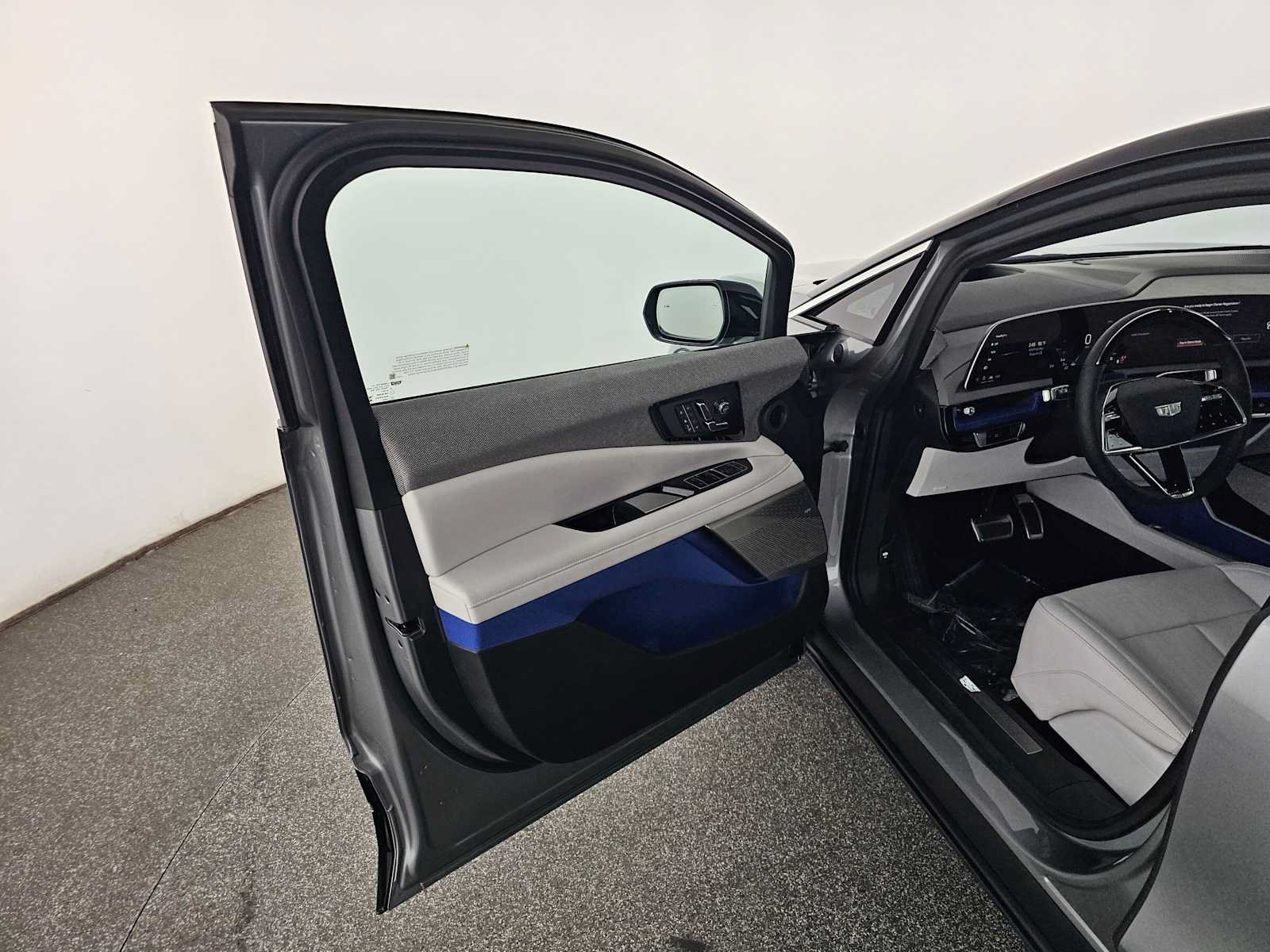 New 2027 Cadillac Optiq Premium Luxury AWD/4WD image 19