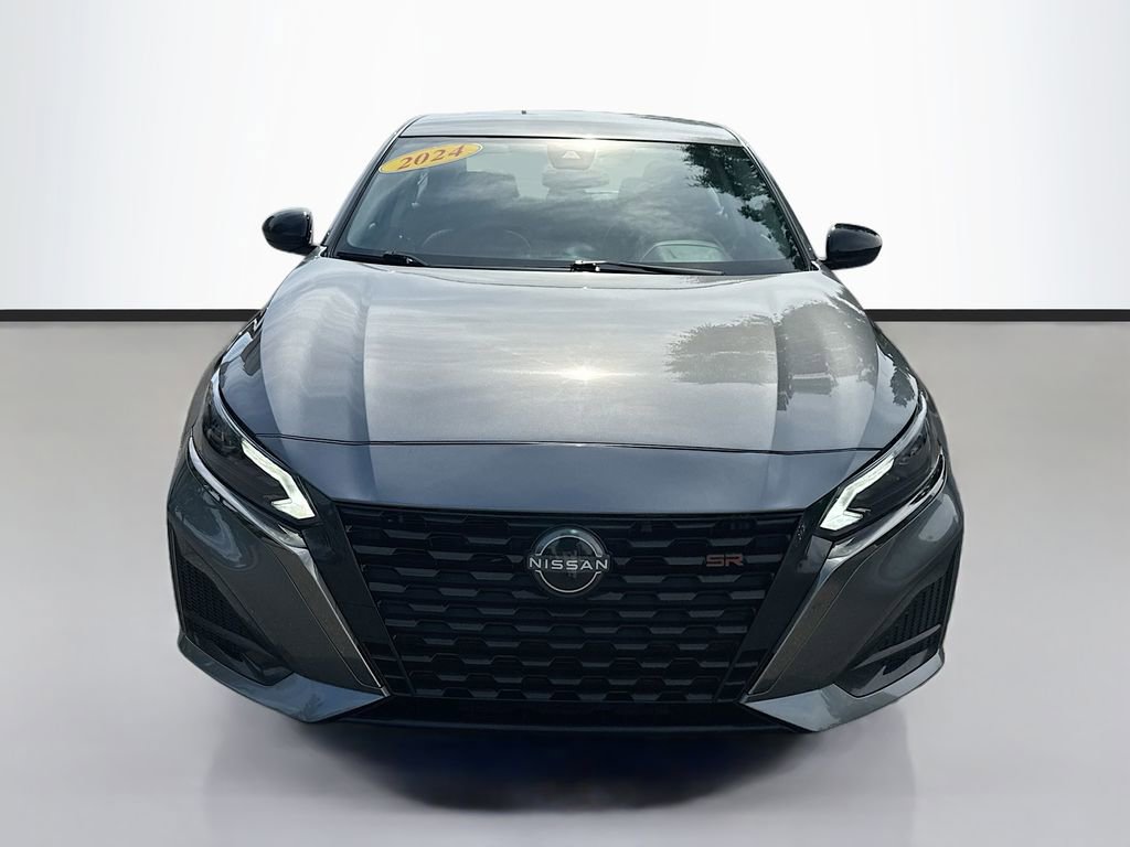 Certified 2024 Nissan Altima 2.5 SR FWD image 2