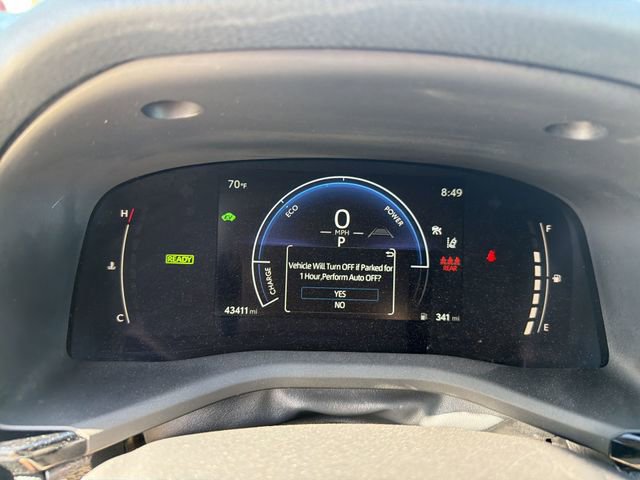 Used 2025 Toyota Camry LE FWD image 12