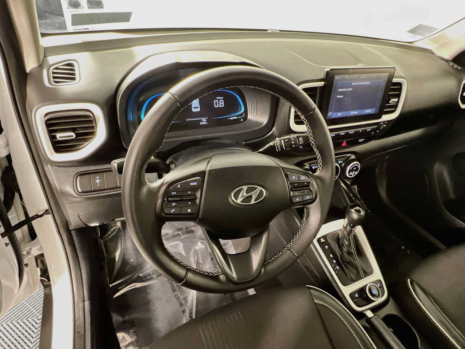 Certified 2026 Hyundai Venue SEL FWD image 11