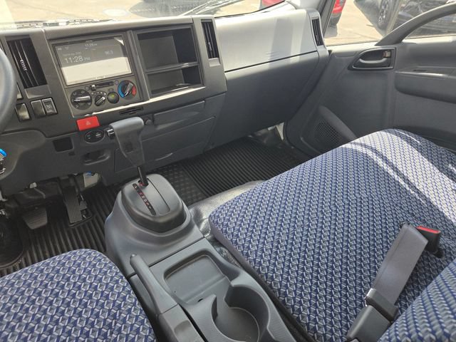 New 2025 Chevrolet Low Cab Forward RWD image 23