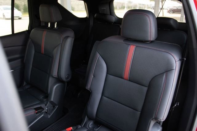 Used 2024 Chevrolet Traverse RS w/ LPO, Floor Liner Package image 31