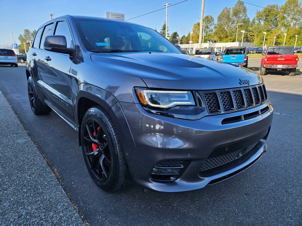 Used 2021 Jeep Grand Cherokee SRT image 7