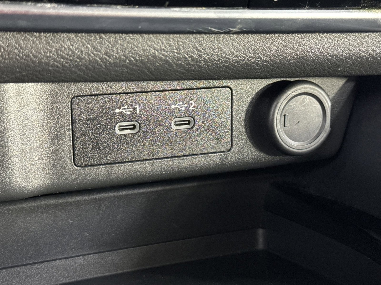 Used 2024 Nissan Rogue SV image 35