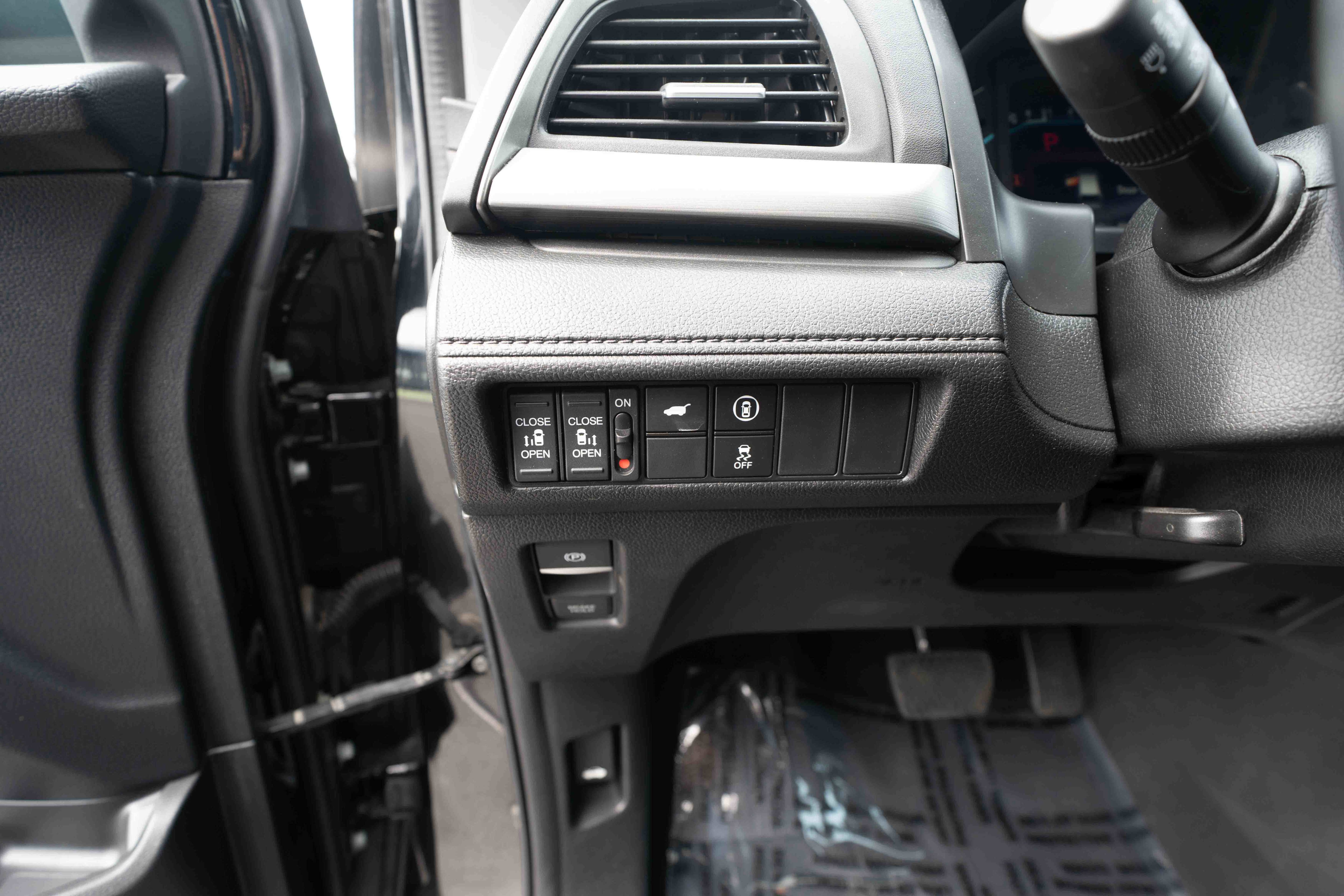Used 2022 Honda Odyssey EX-L image 11