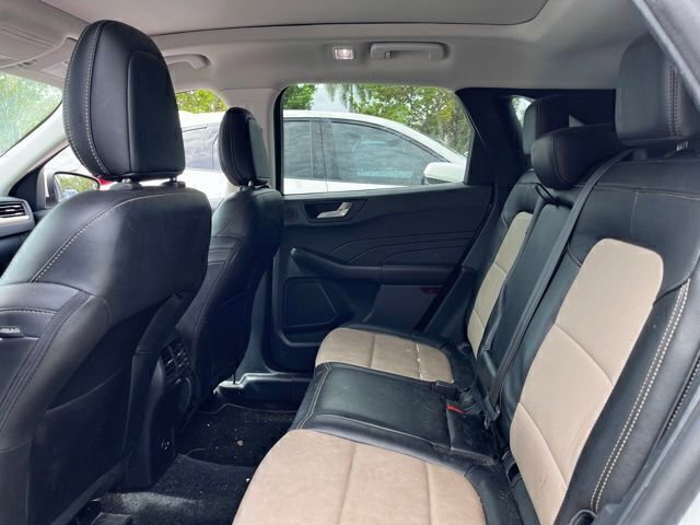 Used 2021 Ford Escape Titanium w/ Titanium Elite Package AWD/4WD image 7