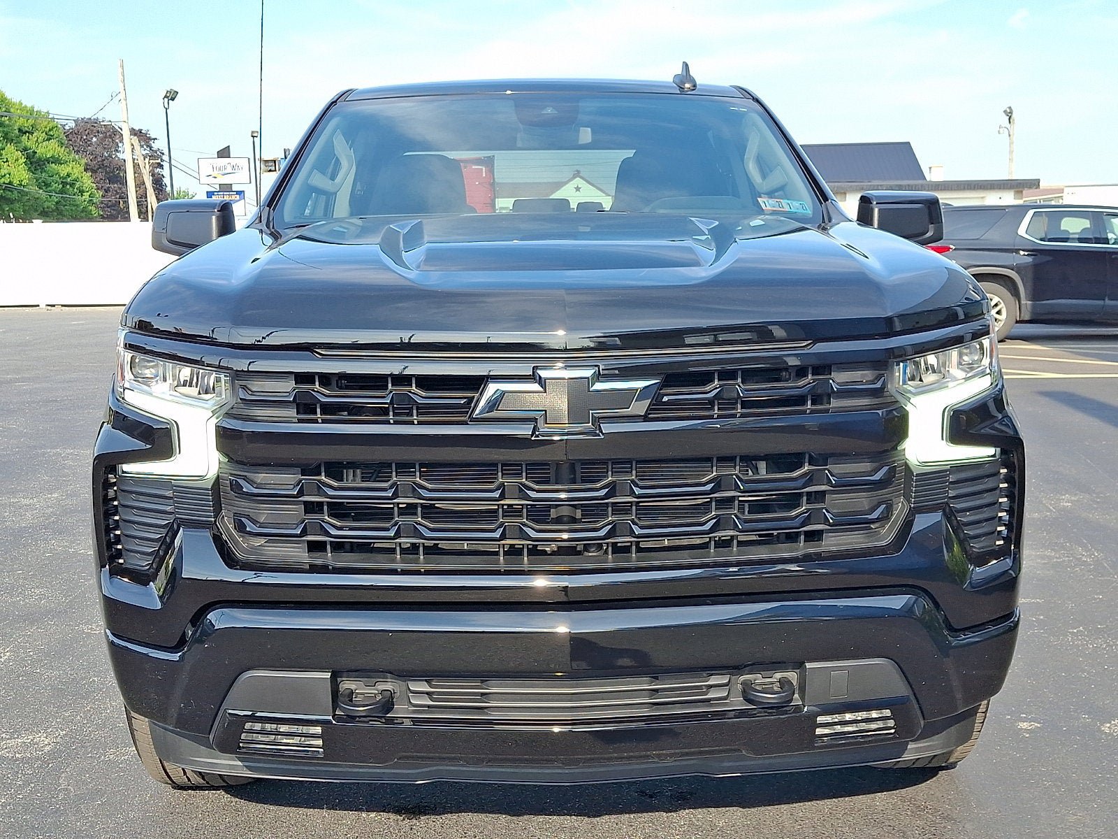 Used 2024 Chevrolet Silverado 1500 RST w/ Protection Package AWD/4WD image 2
