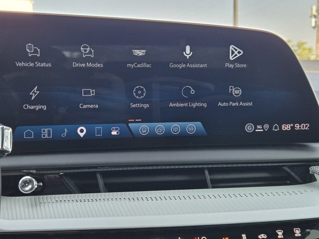 New 2027 Cadillac Optiq Premium Luxury AWD/4WD image 9