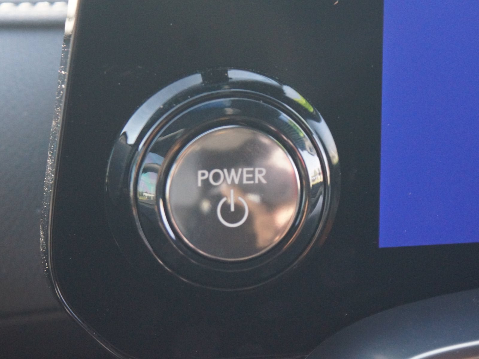 Used 2025 Lexus LX 700h Overtrail AWD/4WD image 10