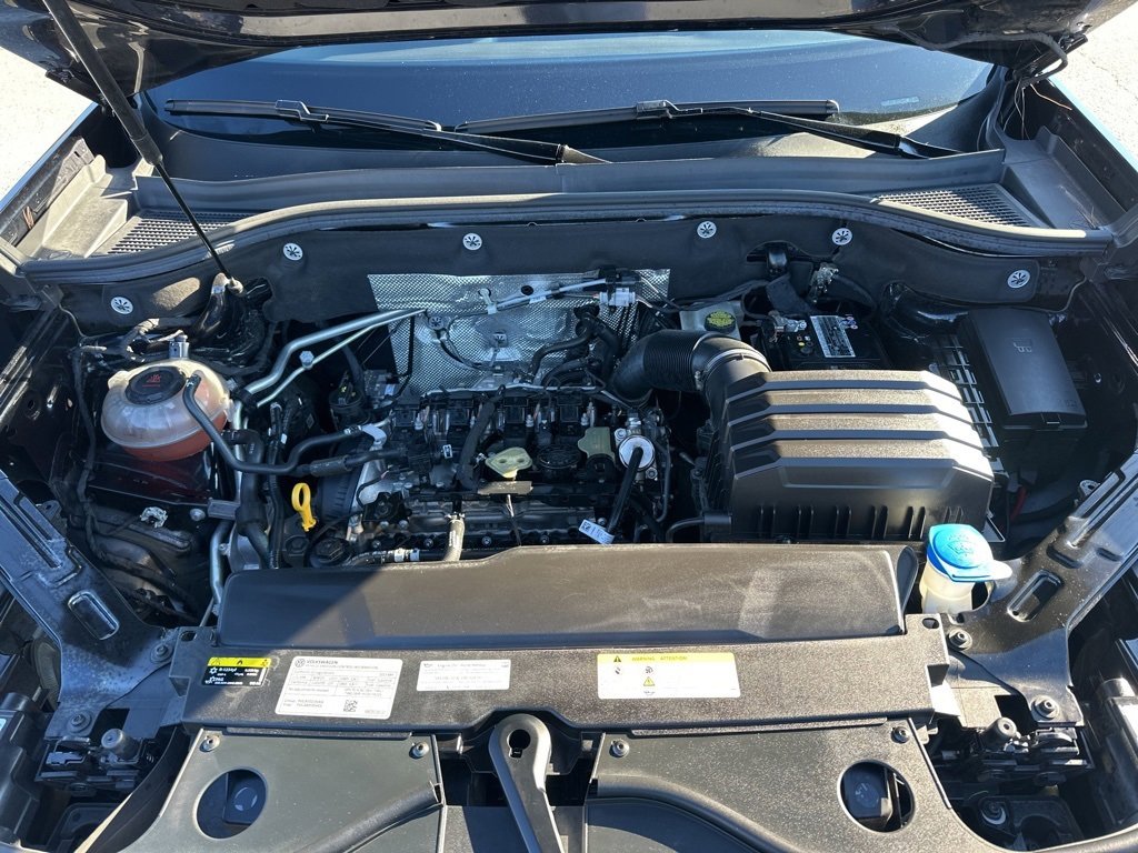 Used 2023 Volkswagen Atlas Cross Sport SEL image 36