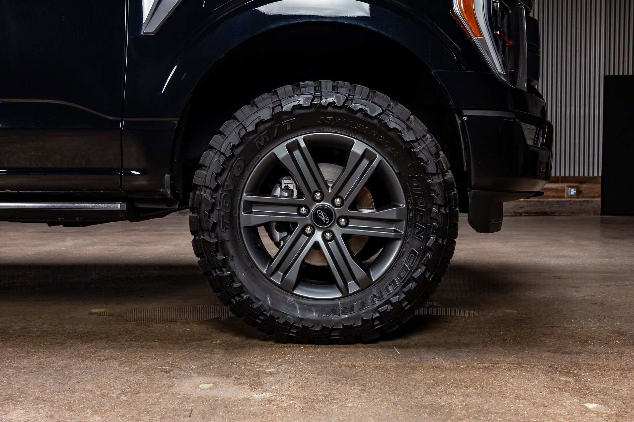 Used 2023 Ford F150 Lariat w/ Equipment Group 502A High image 11