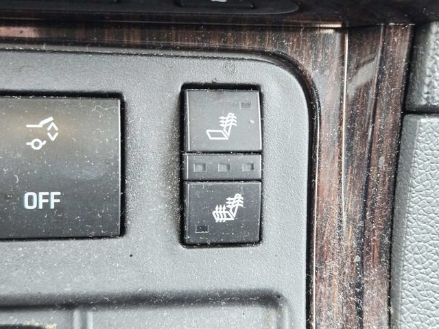 Used 2017 Chevrolet Traverse LT FWD image 15