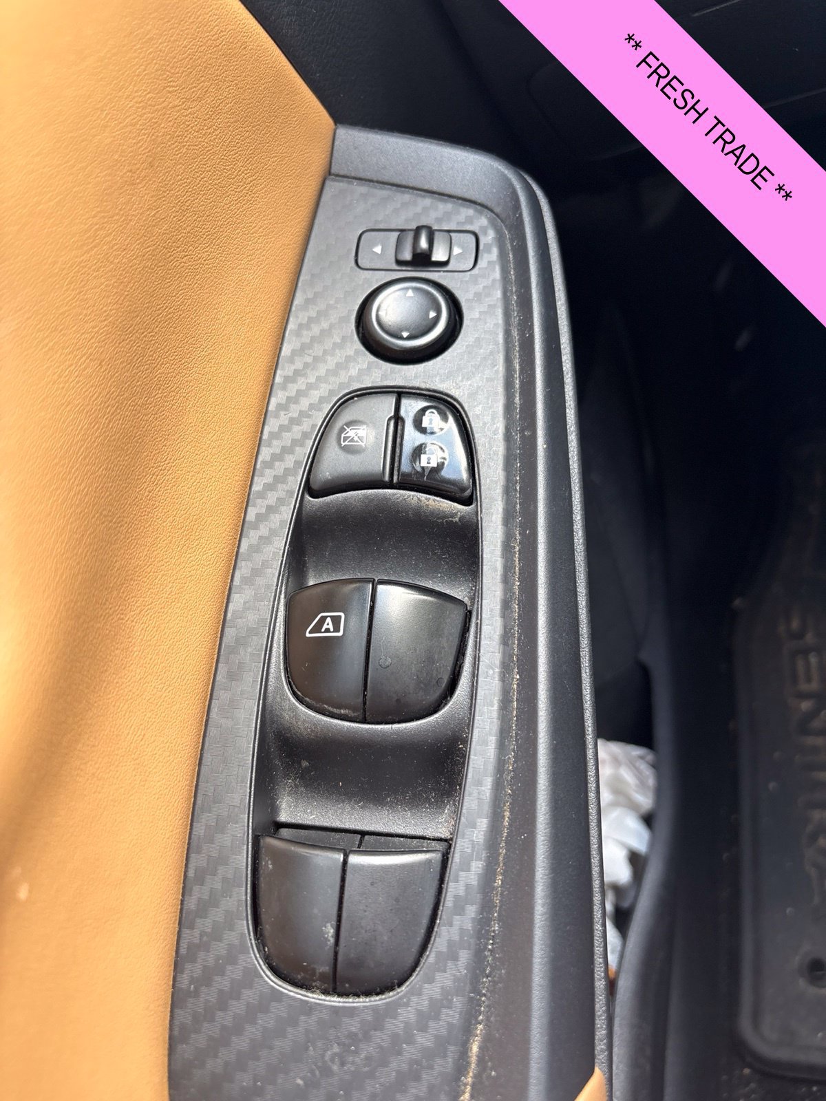 Used 2022 Nissan Sentra SV w/ SV Premium Package FWD image 11