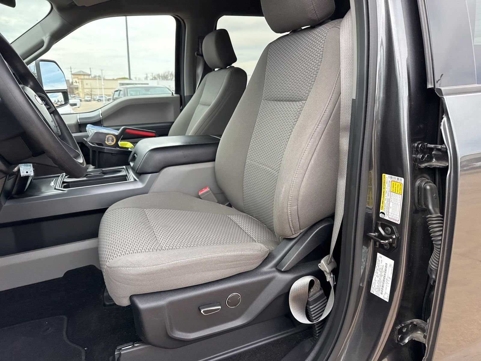 Used 2019 Ford F250 XLT w/ XLT Premium Package image 15