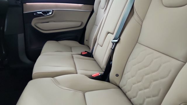 Used 2026 Volvo XC90 B6 Plus w/ Protection Package AWD/4WD image 27