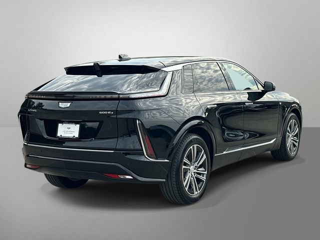 Used 2026 Cadillac Lyriq Luxury AWD/4WD image 28