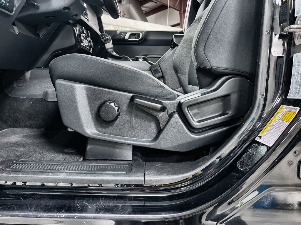 Used 2025 Ford Bronco Big Bend AWD/4WD image 13