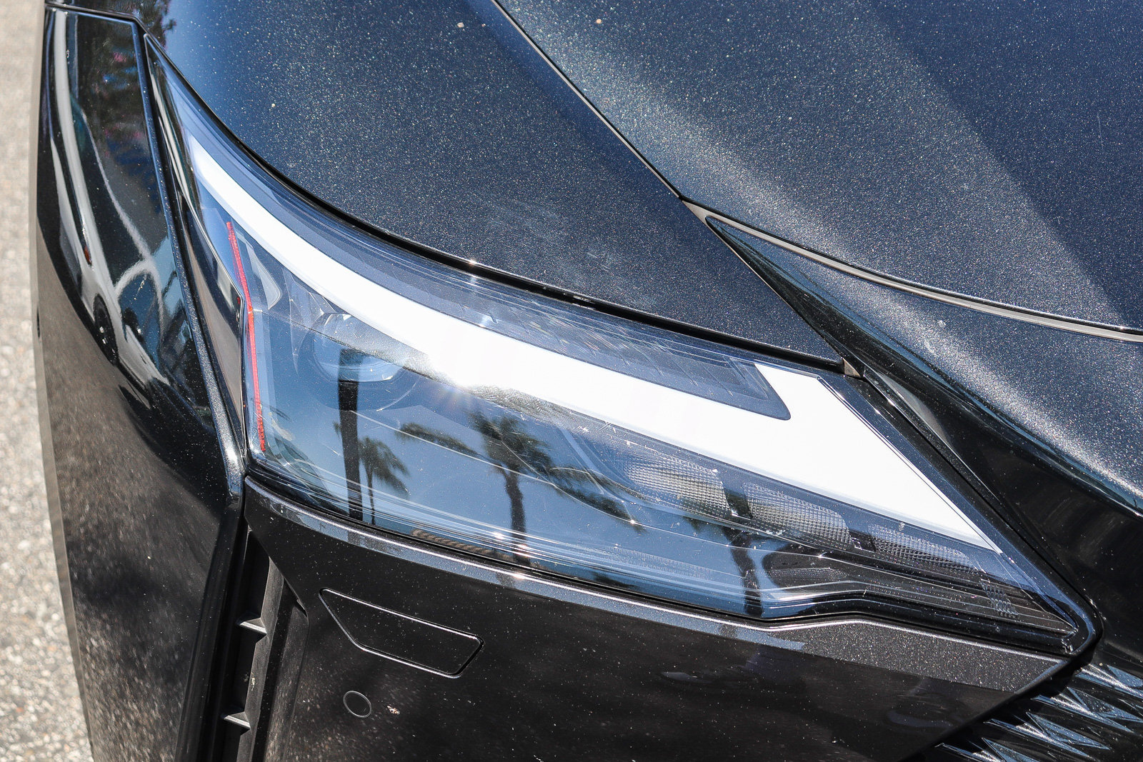 Used 2023 Lexus RZ 450e Premium w/ Technology Package AWD/4WD image 6