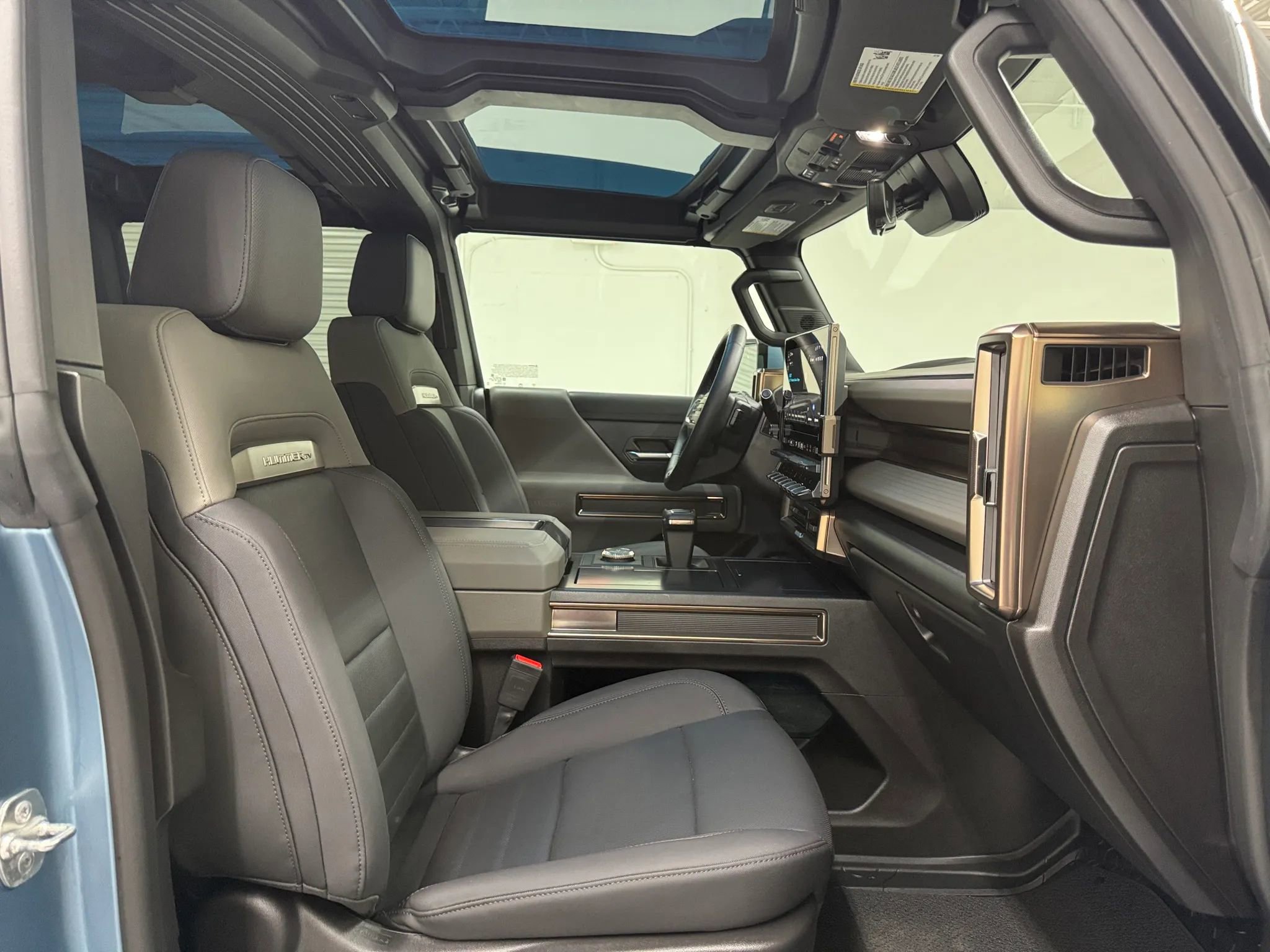 Used 2024 GMC Hummer EV 3X w/ Omega Edition image 11