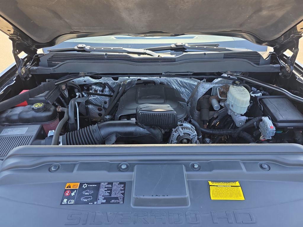 Used 2015 Chevrolet Silverado 2500 LT w/ LT Convenience Package image 32