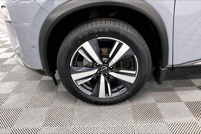 Used 2023 Nissan Rogue Platinum w/ Platinum Premium Package AWD/4WD image 10