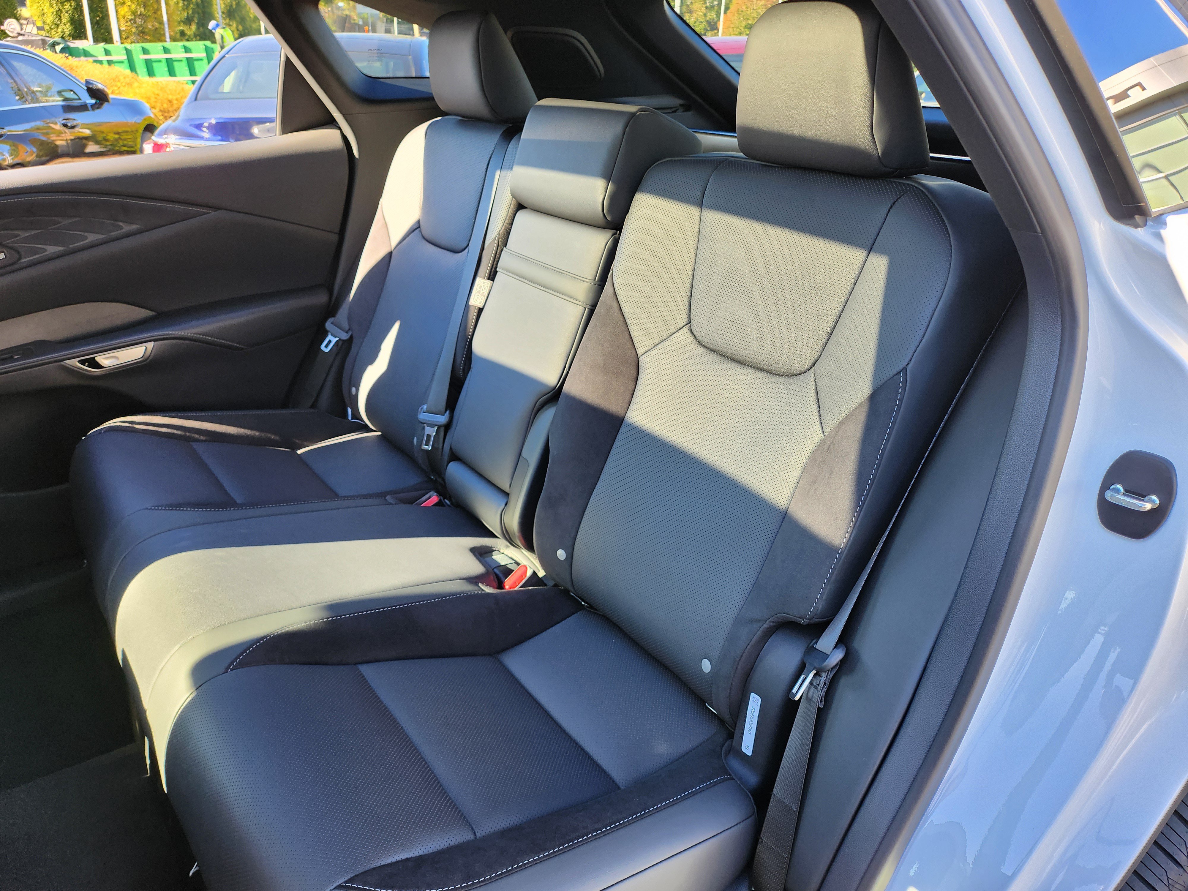 New 2026 Lexus RX 500h F Sport w/ Convenience Package AWD/4WD image 23