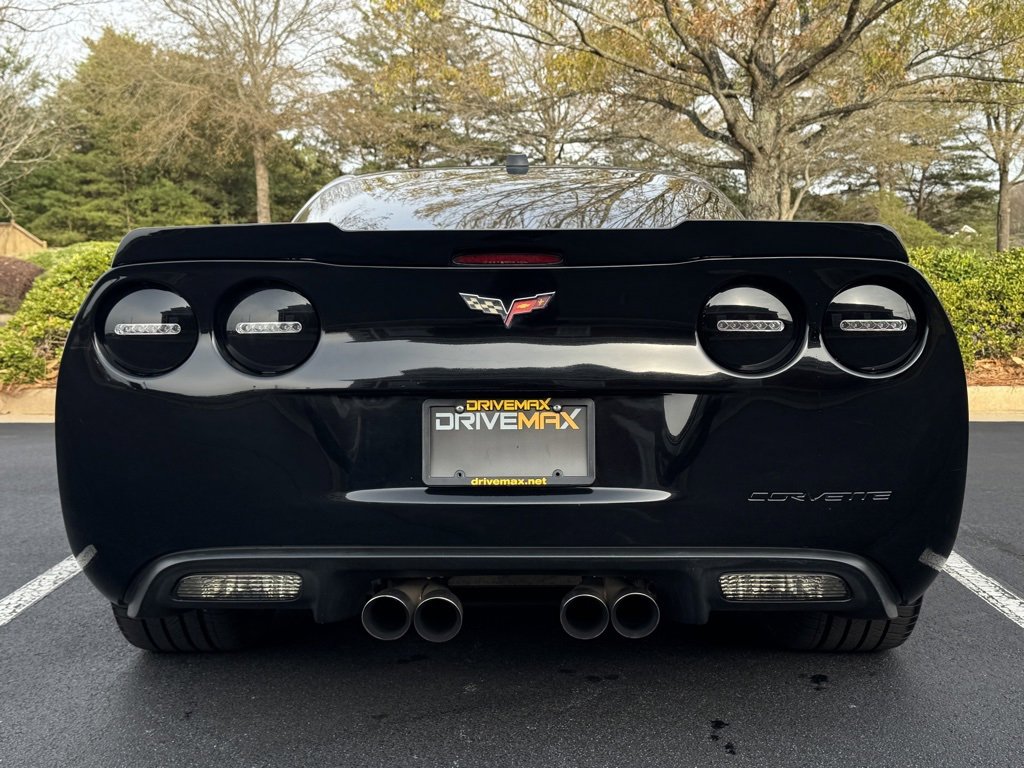Used 2005 Chevrolet Corvette Coupe w/ Preferred Equipment Group image 8