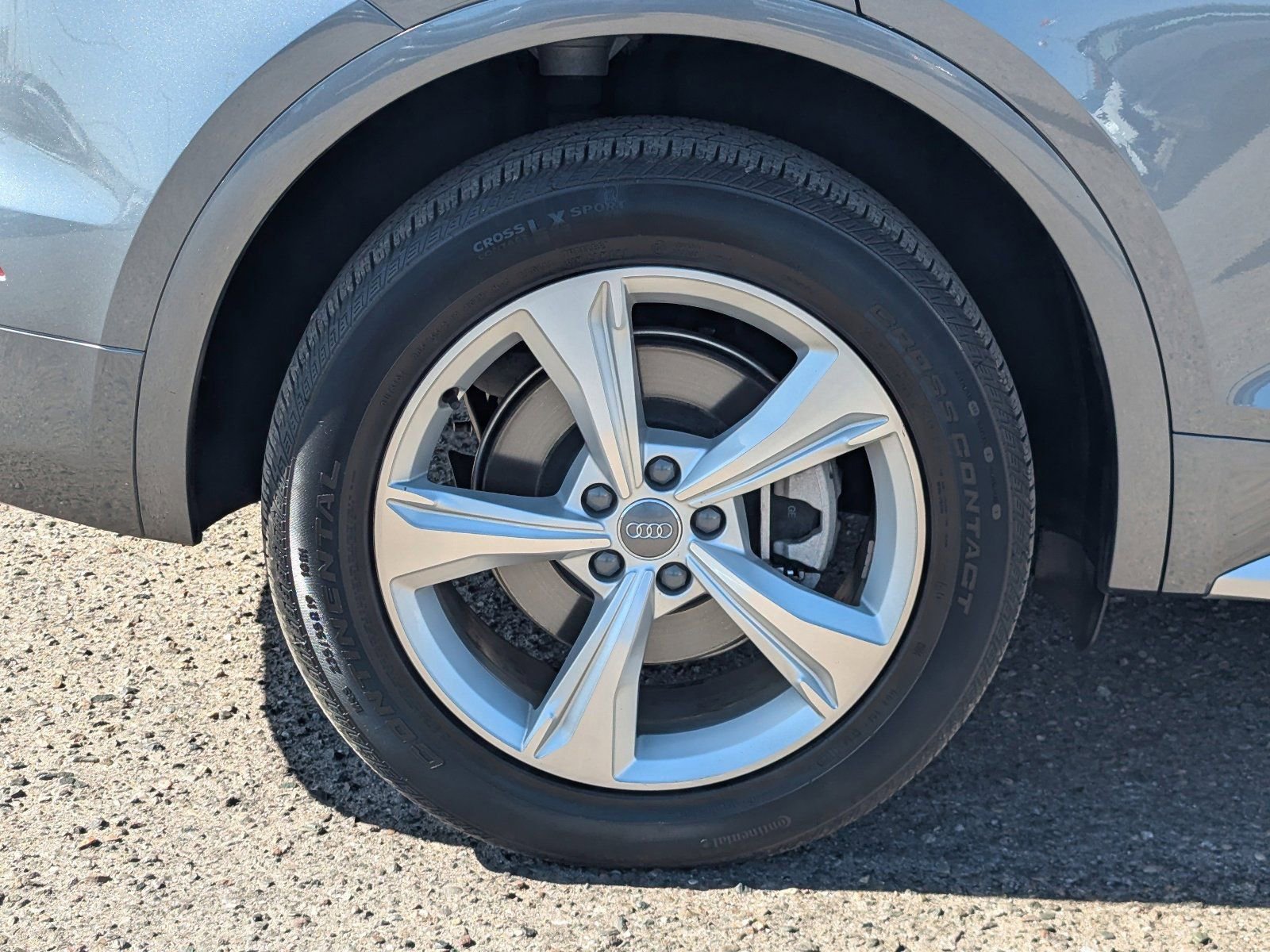 Used 2020 Audi Q5 2.0T Premium w/ Convenience Package AWD/4WD image 9