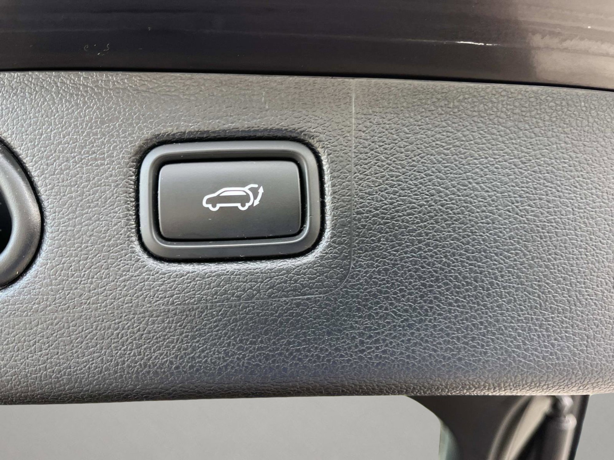 Used 2020 Hyundai Tucson Ultimate w/ Cargo Package image 13