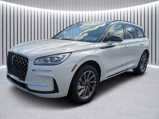 Used 2025 Lincoln Corsair Grand Touring w/ Equipment Group 301A image 8