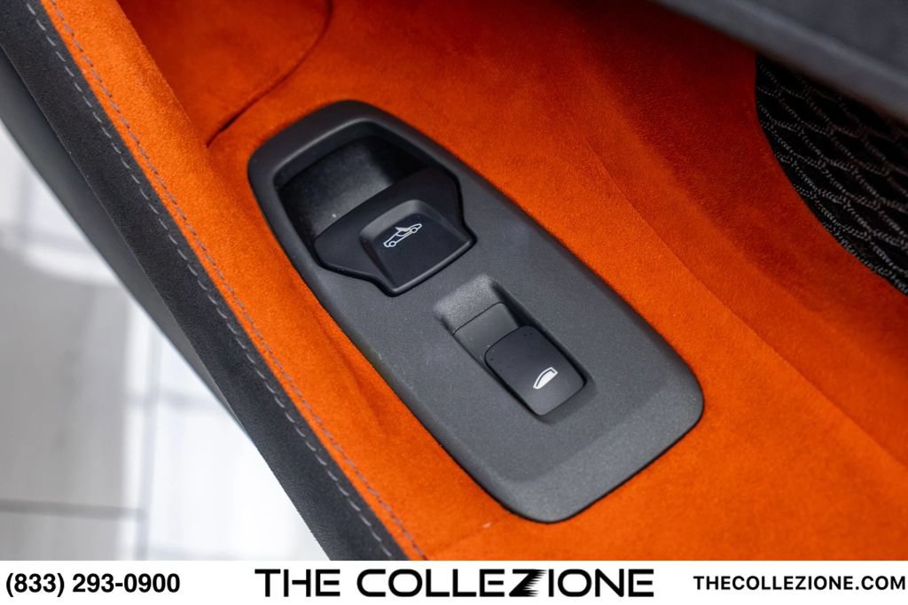 Used 2019 McLaren 600LT RWD image 83