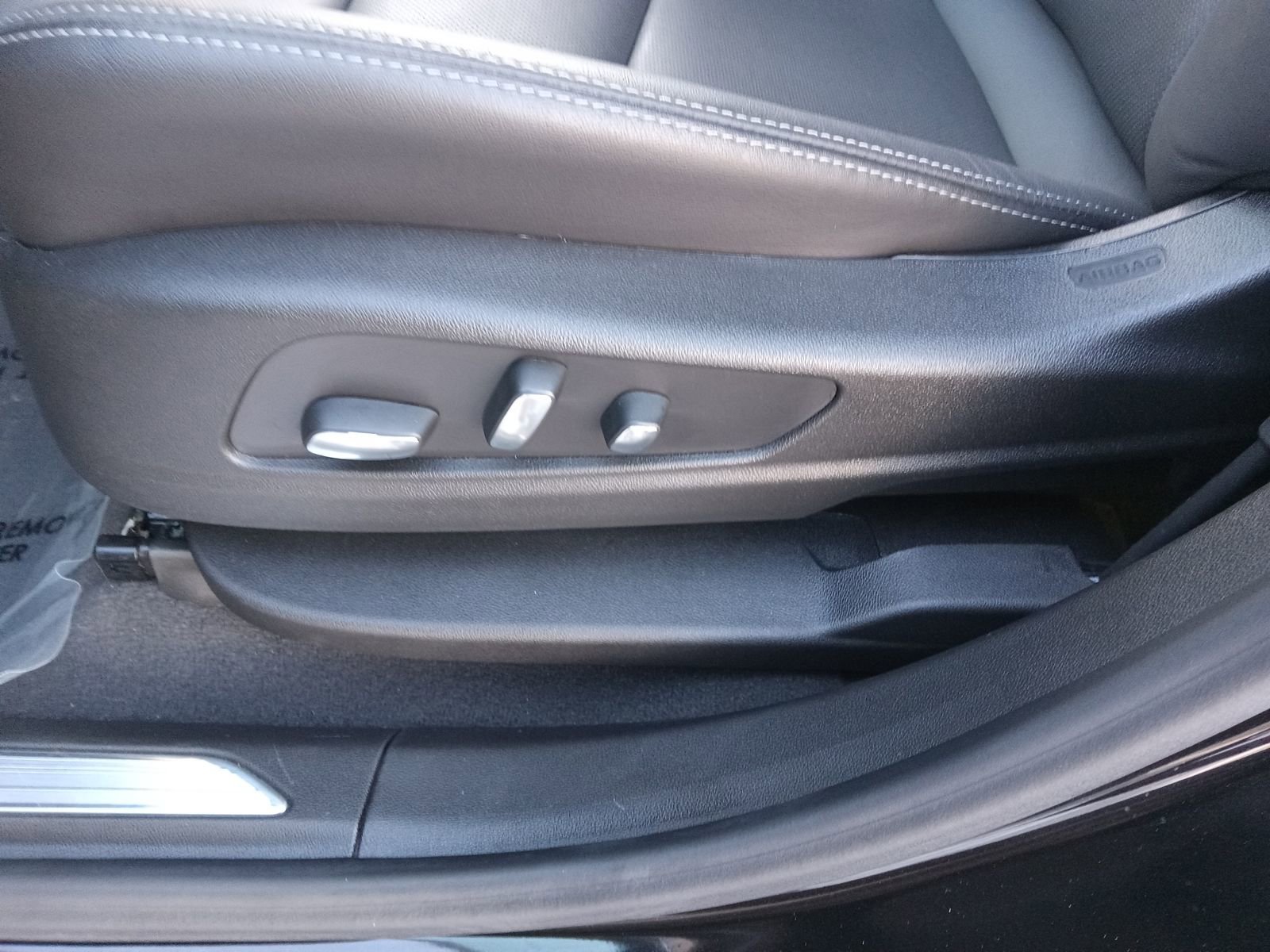 Certified 2025 Cadillac XT5 Premium Luxury w/ Technology Package image 13