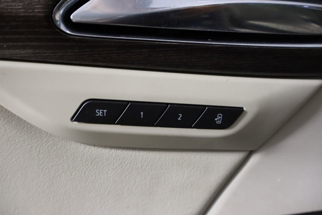Used 2023 Buick Envision Avenir image 22