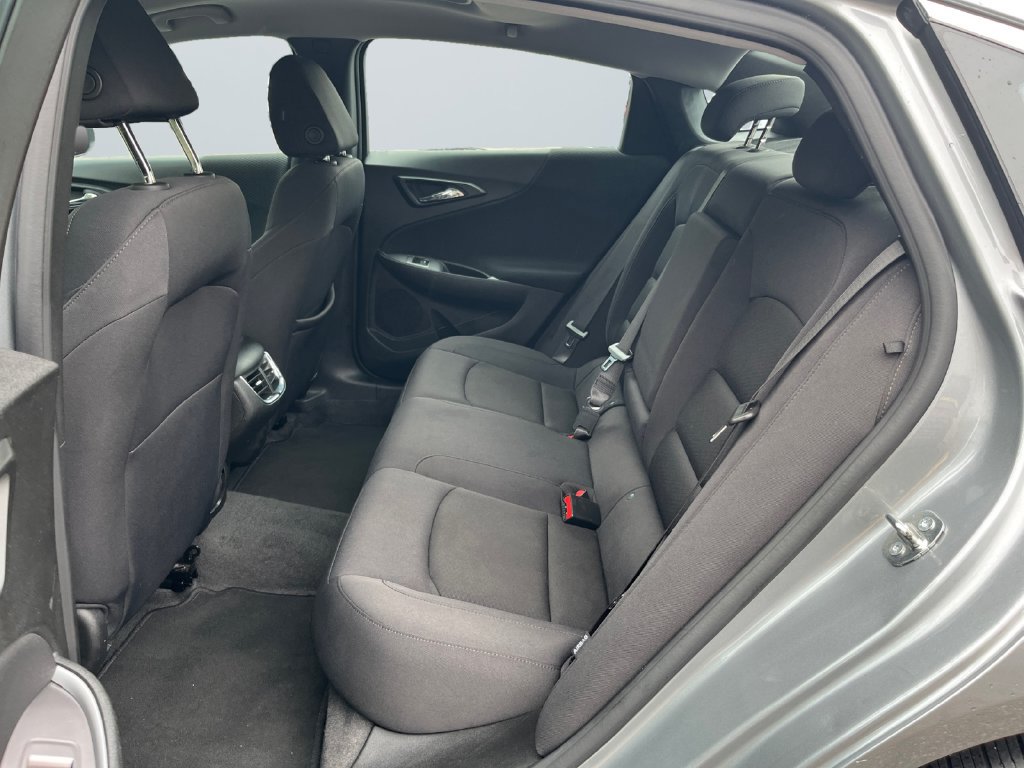 Used 2023 Chevrolet Malibu LT FWD image 13