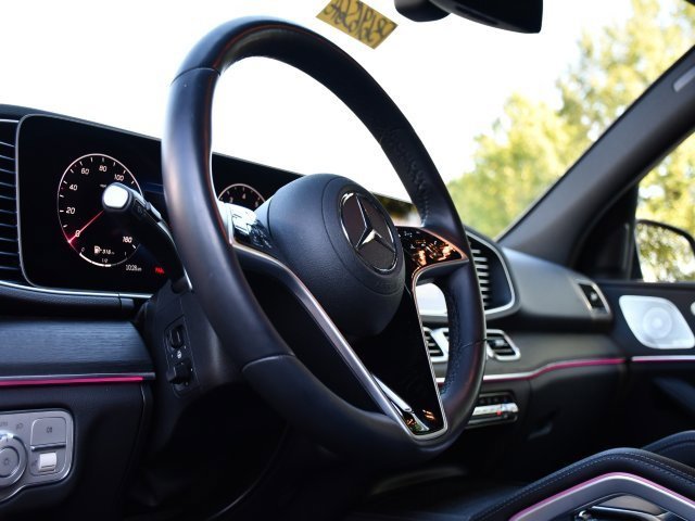 Used 2025 Mercedes-Benz GLE 350 4MATIC image 12