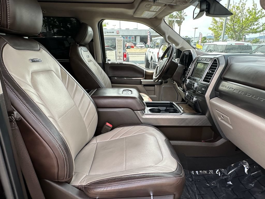 Used 2019 Ford F350 Limited AWD/4WD image 17