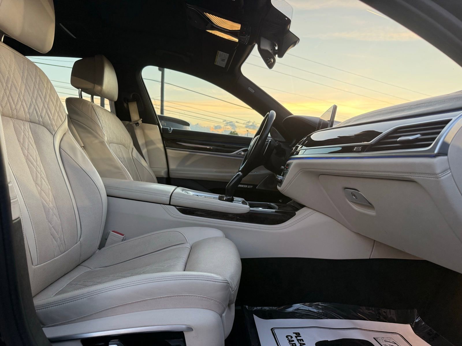 Used 2016 BMW 750i xDrive image 38