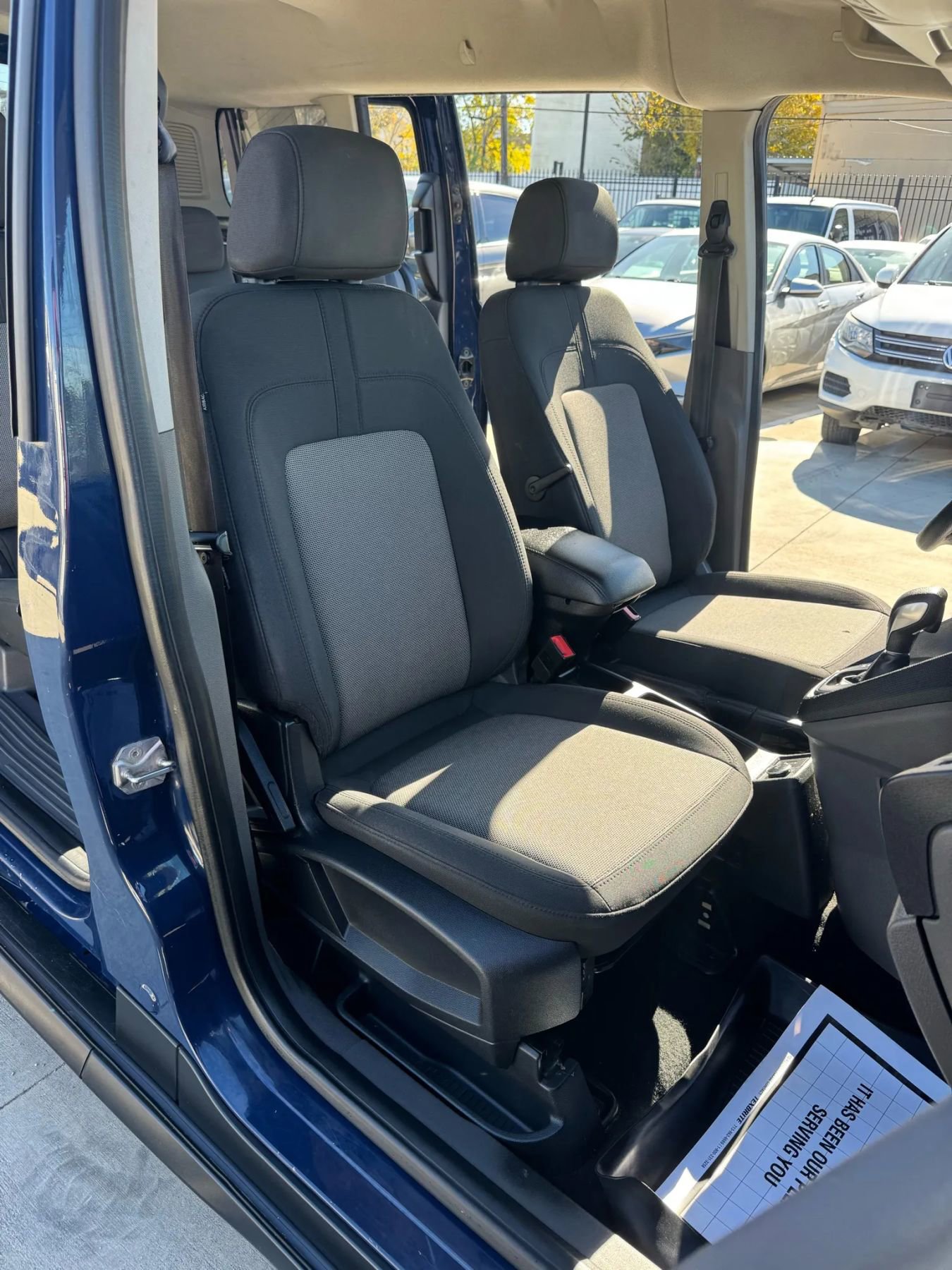 Used 2020 Ford Transit Connect XL image 35