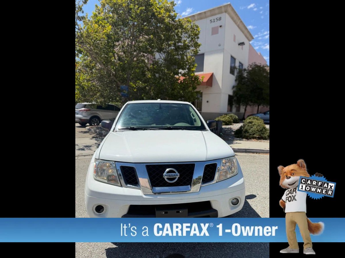 Used 2015 Nissan Frontier SV w/ SV Value Truck Package RWD image 12