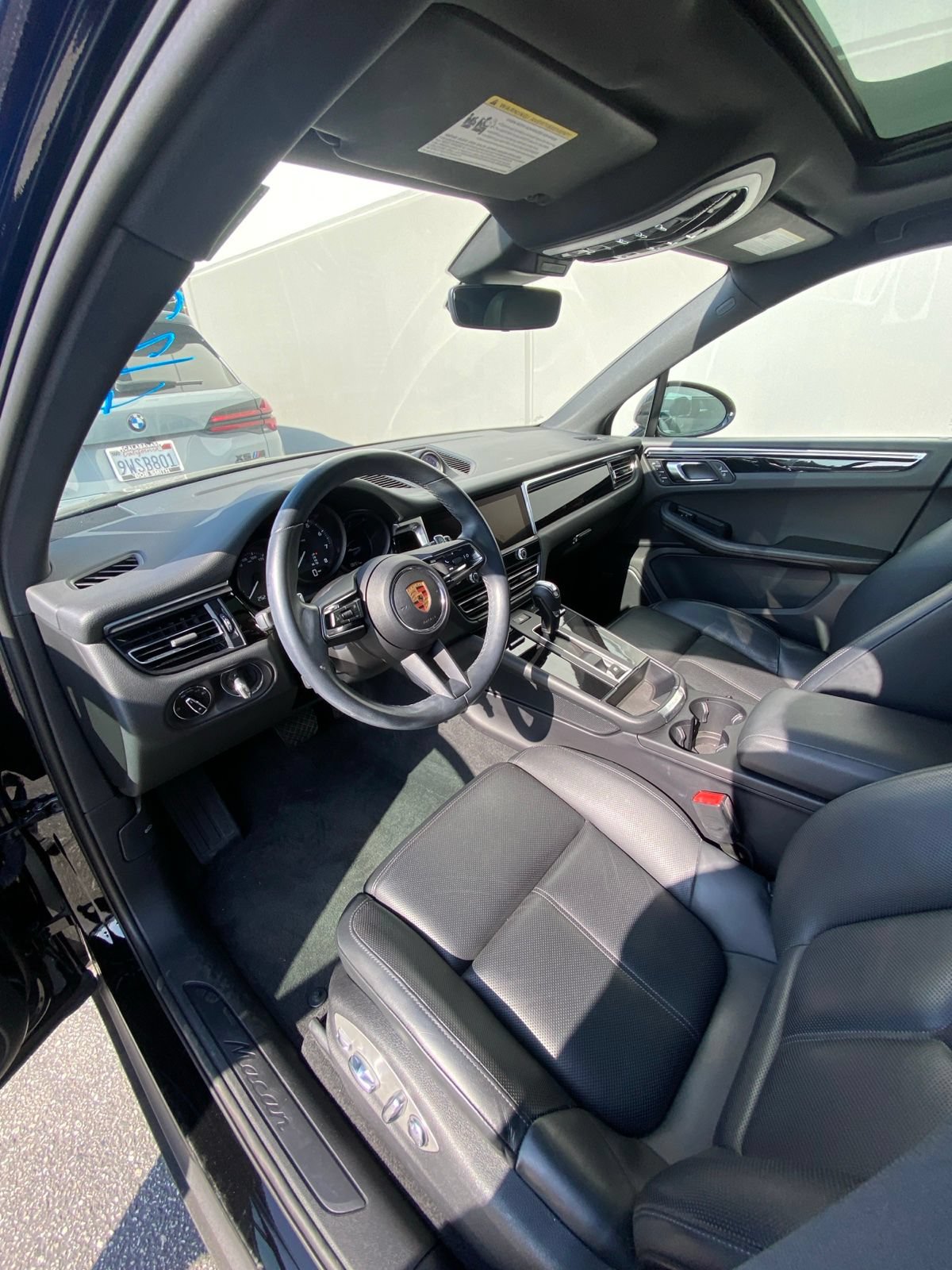 Used 2023 Porsche Macan AWD/4WD image 7