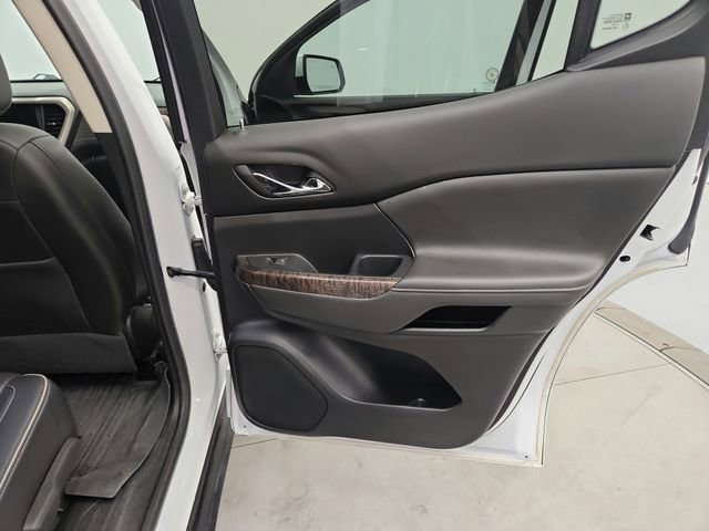 Used 2023 GMC Acadia Denali w/ Denali Ultimate Package AWD/4WD image 45