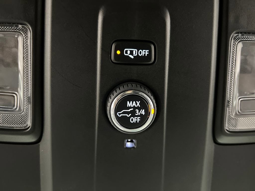 Used 2025 Chevrolet Tahoe LT image 64