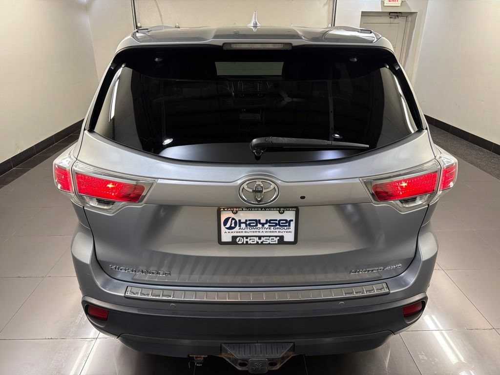 Used 2015 Toyota Highlander Limited AWD/4WD image 5