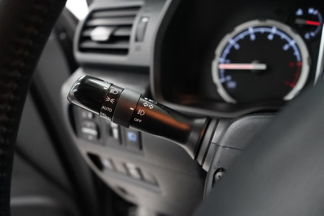 Used 2021 Toyota 4Runner Limited AWD/4WD image 18