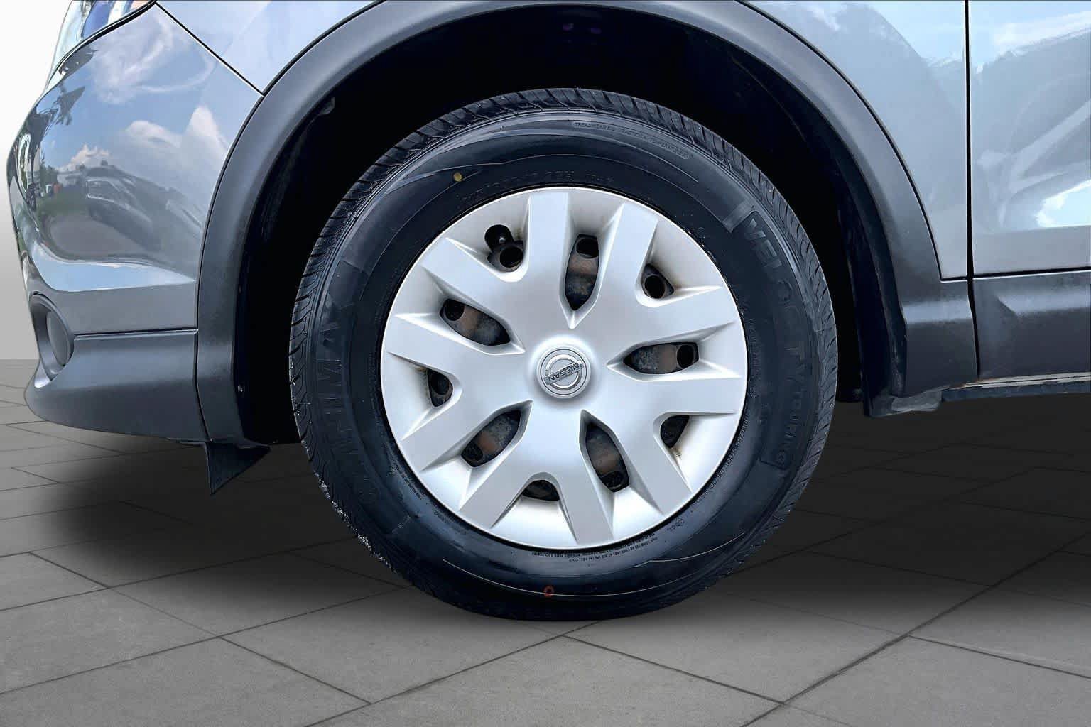 Used 2019 Nissan Rogue Sport S AWD/4WD image 11