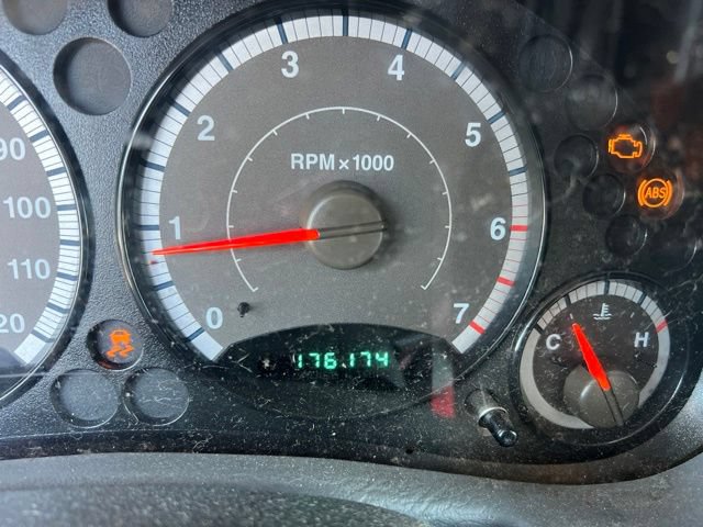 Used 2007 Jeep Liberty Sport AWD/4WD image 12